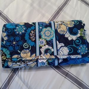 Vera Bradley CD/DVD Case Mod Floral Blue NEW